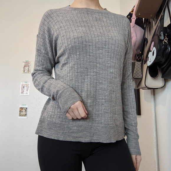 Uniqlo Ribbed Long Sleeve Bundle of 2 - Picture 1 of 2